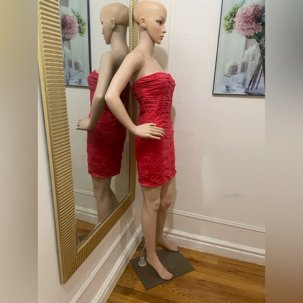 Nikibiki Strapless Red Dress - Picture 6 of 6
